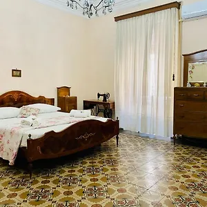 Appartamento Zu Pippo's Hause, Aeroporto di Catania Fontana Rossa